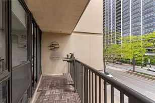 1540 N La Salle Dr, Chicago, IL 60610 - Photo 15
