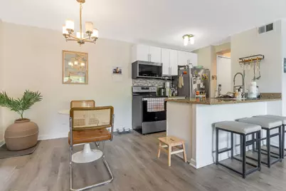 1540 N Lasalle Drive #201, Chicago, IL 60610 - Photo 7