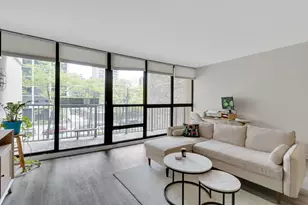 1540 N La Salle Dr, Chicago, IL 60610 - Photo 3
