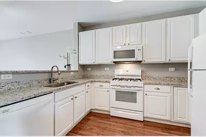 913 Genesee Drive, Naperville, IL 60563 - Photo 7