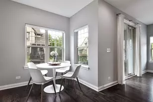 624 Parkside Ct, Libertyville, IL 60048 - Photo 5