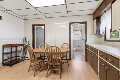 308 W Lincoln Avenue, Streator, IL 61364 - Photo 5