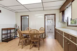 308 W Lincoln Ave, Streator, IL 61364 - Photo 5