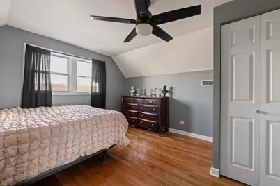 8422 W 45th Street, Lyons, IL 60534 - Photo 15
