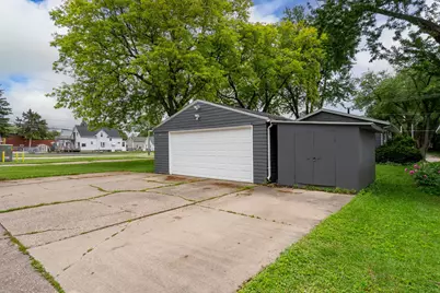 1435 26th Avenue, Moline, IL 61265 - Photo 35