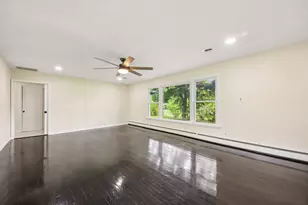 15725 New England Ave, Tinley Park, IL 60477 - Photo 7