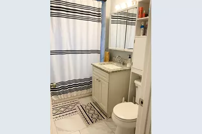 2105 Highland Avenue, Berwyn, IL 60402 - Photo 9
