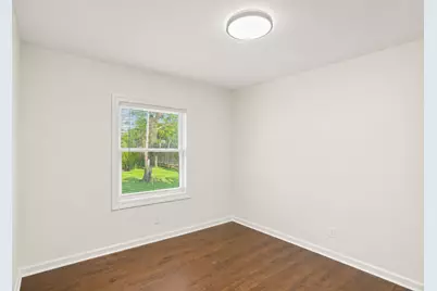 111 S Bartlett Road, Streamwood, IL 60107 - Photo 13