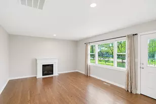 111 S Bartlett Rd, Streamwood, IL 60107 - Photo 3