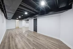 2524 W 45th St, Chicago, IL 60632 - Photo 11