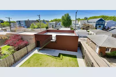 2437 W Foster Avenue #202, Chicago, IL 60625 - Photo 15