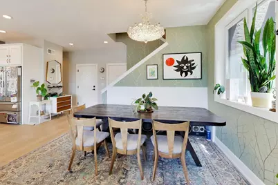 2437 W Foster Avenue #202, Chicago, IL 60625 - Photo 7