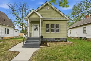 183 N Cleveland Ave, Bradley, IL 60915 - Photo 1