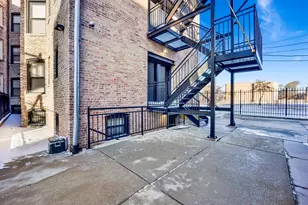 4911 S Calumet Ave, Chicago, IL 60615 - Photo 21