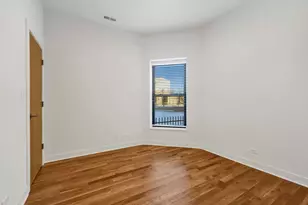 4911 S Calumet Ave, Chicago, IL 60615 - Photo 9