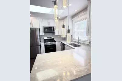11657 S Racine Avenue, Chicago, IL 60643 - Photo 5