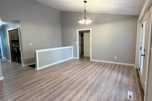 4 Sebring Rd, Springfield, IL 62707 - Photo 19