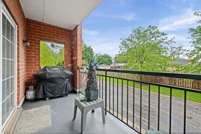 59 S Hale Street #103, Palatine, IL 60067 - Photo 9
