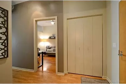 700 N Larrabee Street #2013, Chicago, IL 60654 - Photo 15