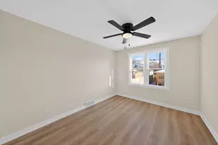 6559 S Kedvale Ave, Chicago, IL 60629 - Photo 7