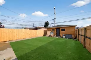 6559 S Kedvale Ave, Chicago, IL 60629 - Photo 3