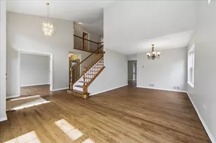 2657 Wydown Ln, Aurora, IL 60502 - Photo 11