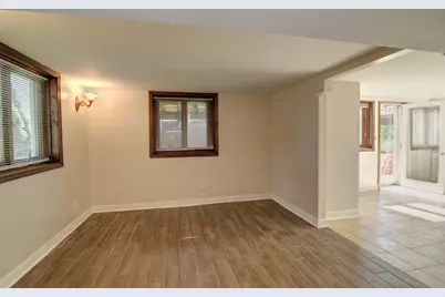 1627 Riverside Avenue, Saint Charles, IL 60174 - Photo 33