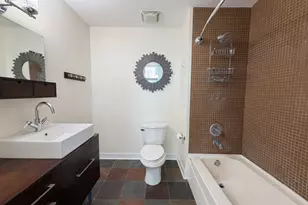 650 W Wayman Ave, Chicago, IL 60661 - Photo 7