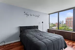 3930 N Pine Grove Ave, Chicago, IL 60613 - Photo 13