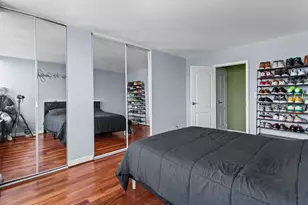3930 N Pine Grove Ave, Chicago, IL 60613 - Photo 11