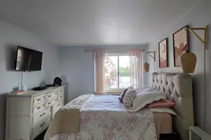 1217 S Old Wilke Rd, Arlington Heights, IL 60005 - Photo 15