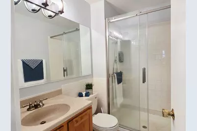 1217 S Old Wilke Road #201, Arlington Heights, IL 60005 - Photo 11