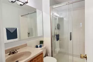 1217 S Old Wilke Rd, Arlington Heights, IL 60005 - Photo 11