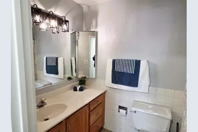 1217 S Old Wilke Road #201, Arlington Heights, IL 60005 - Photo 13