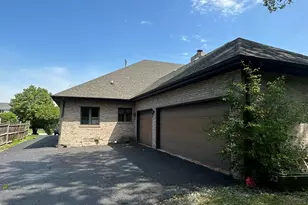 3050 London Dr, Olympia Fields, IL 60461 - Photo 3