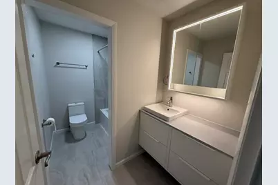 9S220 Lake Drive #16A-102, Willowbrook, IL 60527 - Photo 9