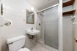 6325 W Huntington St, Chicago, IL 60646 - Photo 13