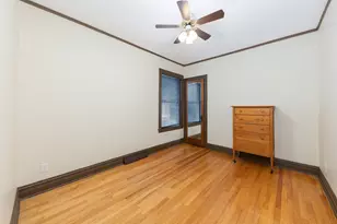 6325 W Huntington St, Chicago, IL 60646 - Photo 11