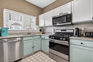 1105 Village Center Pkwy, Aurora, IL 60506 - Photo 13