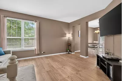 1105 Village Center Parkway #8, Aurora, IL 60506 - Photo 11