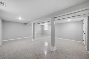 1249 W 73rd Pl, Chicago, IL 60636 - Photo 25