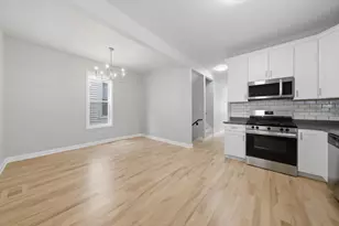 1249 W 73rd Pl, Chicago, IL 60636 - Photo 9