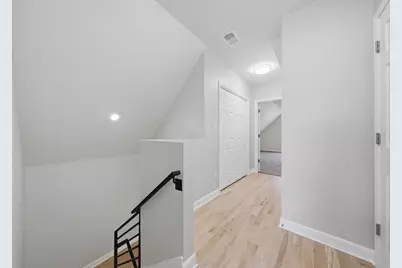 1249 W 73rd Place, Chicago, IL 60636 - Photo 17