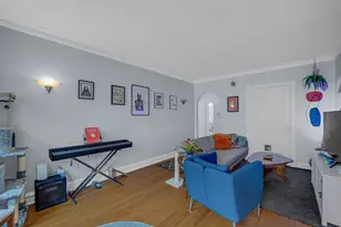 4126 N Kedvale Ave, Chicago, IL 60641 - Photo 5