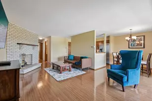 16518 Crescent Ave, Tinley Park, IL 60477 - Photo 7