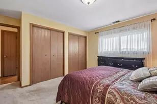 16518 Crescent Ave, Tinley Park, IL 60477 - Photo 17