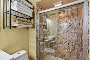 16518 Crescent Ave, Tinley Park, IL 60477 - Photo 19