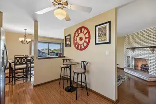 16518 Crescent Ave, Tinley Park, IL 60477 - Photo 11