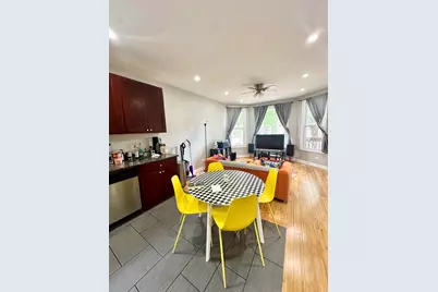 3258 N Ridgeway Avenue, Chicago, IL 60618 - Photo 5