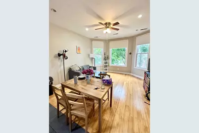 3258 N Ridgeway Avenue, Chicago, IL 60618 - Photo 11